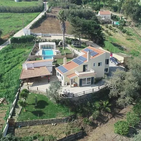 Holiday home Private With Pool & Jacuzzi, Bbq & Pizzaoven